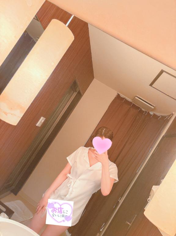 りょう【HでHなパイパン美女】