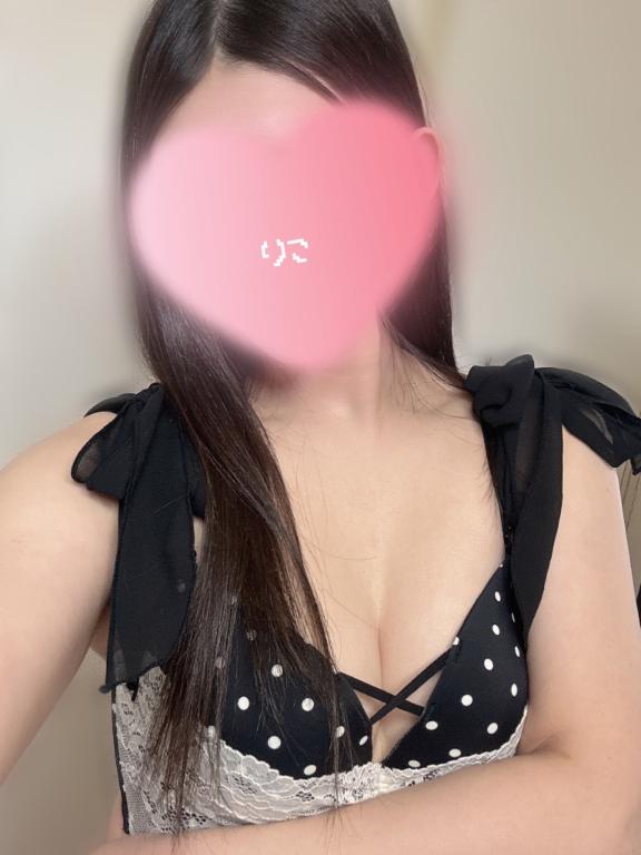 りこ【92DeとろけるHな素人】