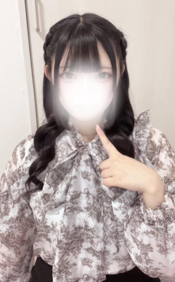 なぎ【甘え上手で愛嬌満点美少女】