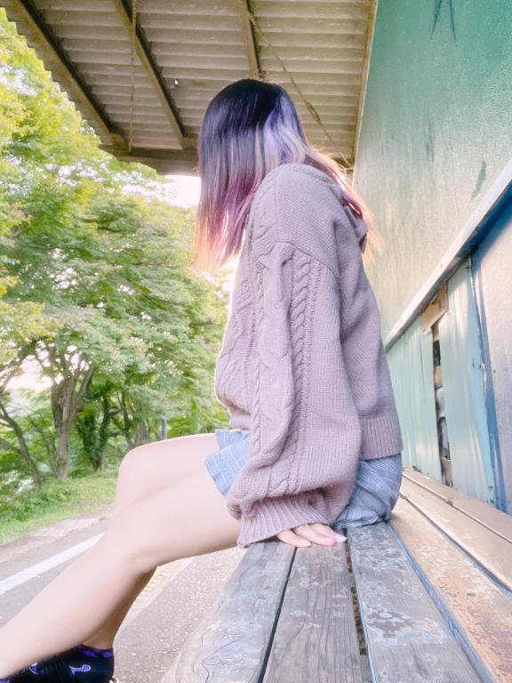 ゆあ【感度天井全身敏感美女】