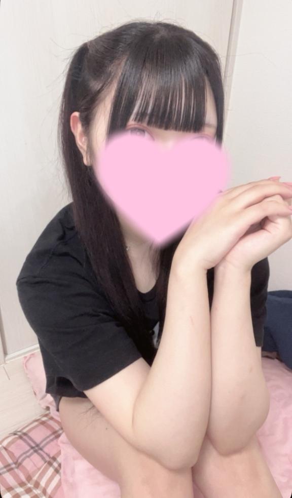 なぎ【甘え上手で愛嬌満点美少女】